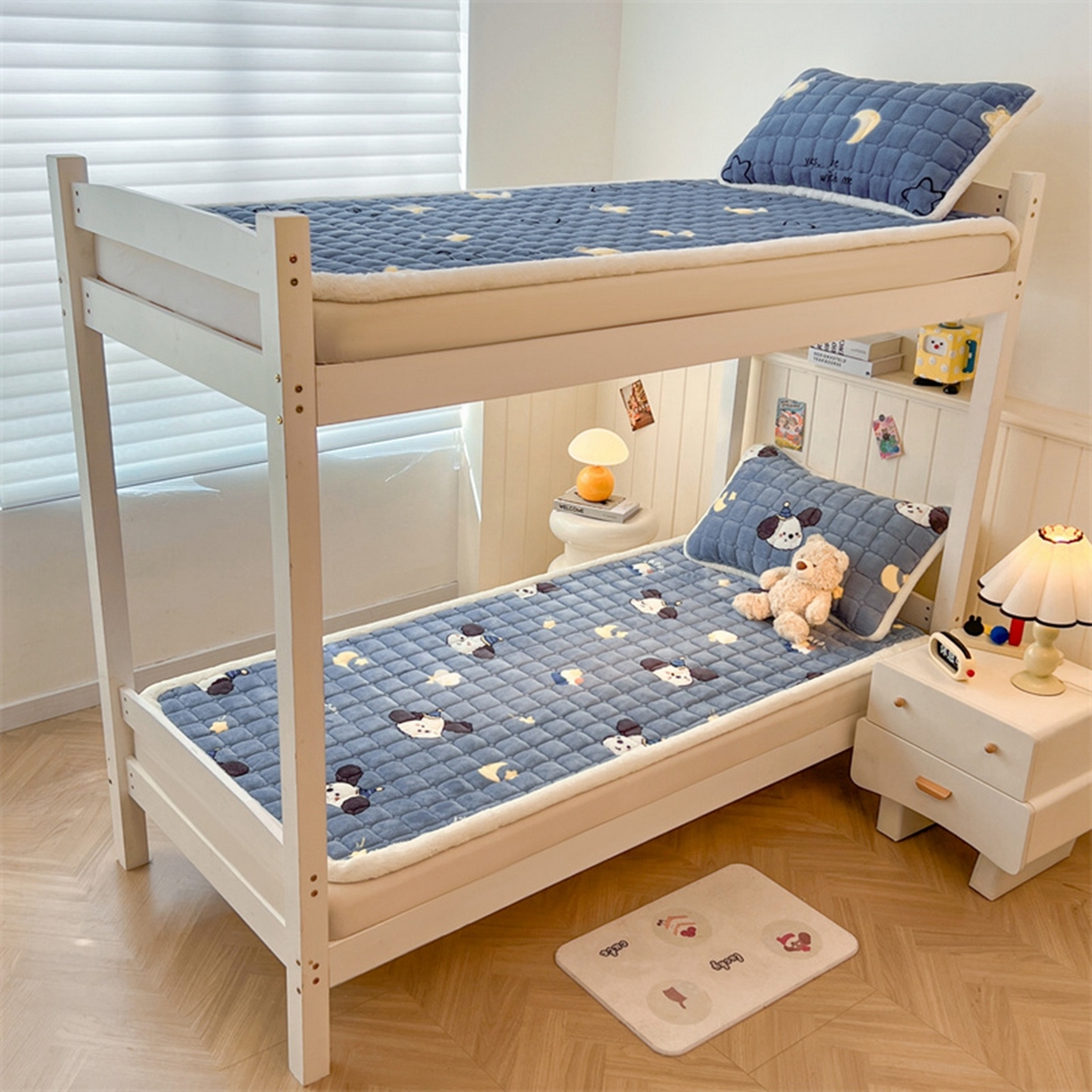 91家纺网 家纺一手货源 找家纺 喜居 2025新款印花牛奶绒夹棉床褥垫床垫子褥子 星月