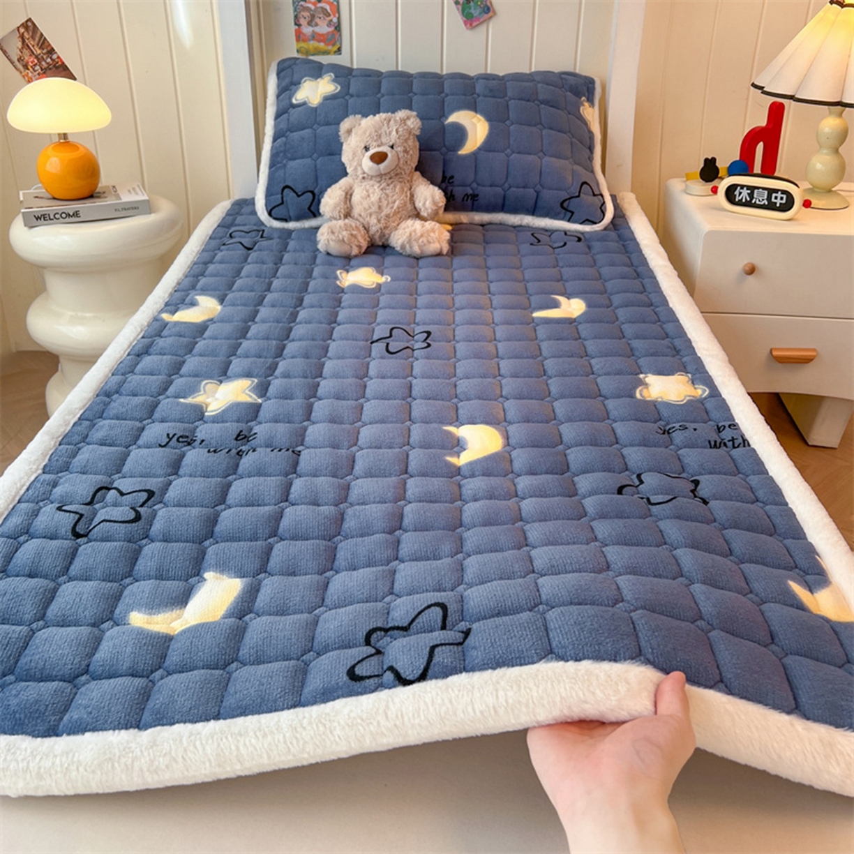 91家纺网 家纺一手货源 找家纺 喜居 2025新款印花牛奶绒夹棉床褥垫床垫子褥子 星月