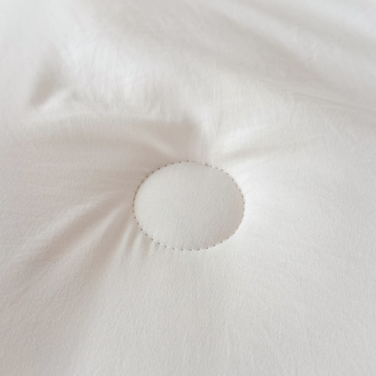 91家纺网 家纺一手货源 找家纺 承柔家纺 2025新款水洗棉棉花被 白色