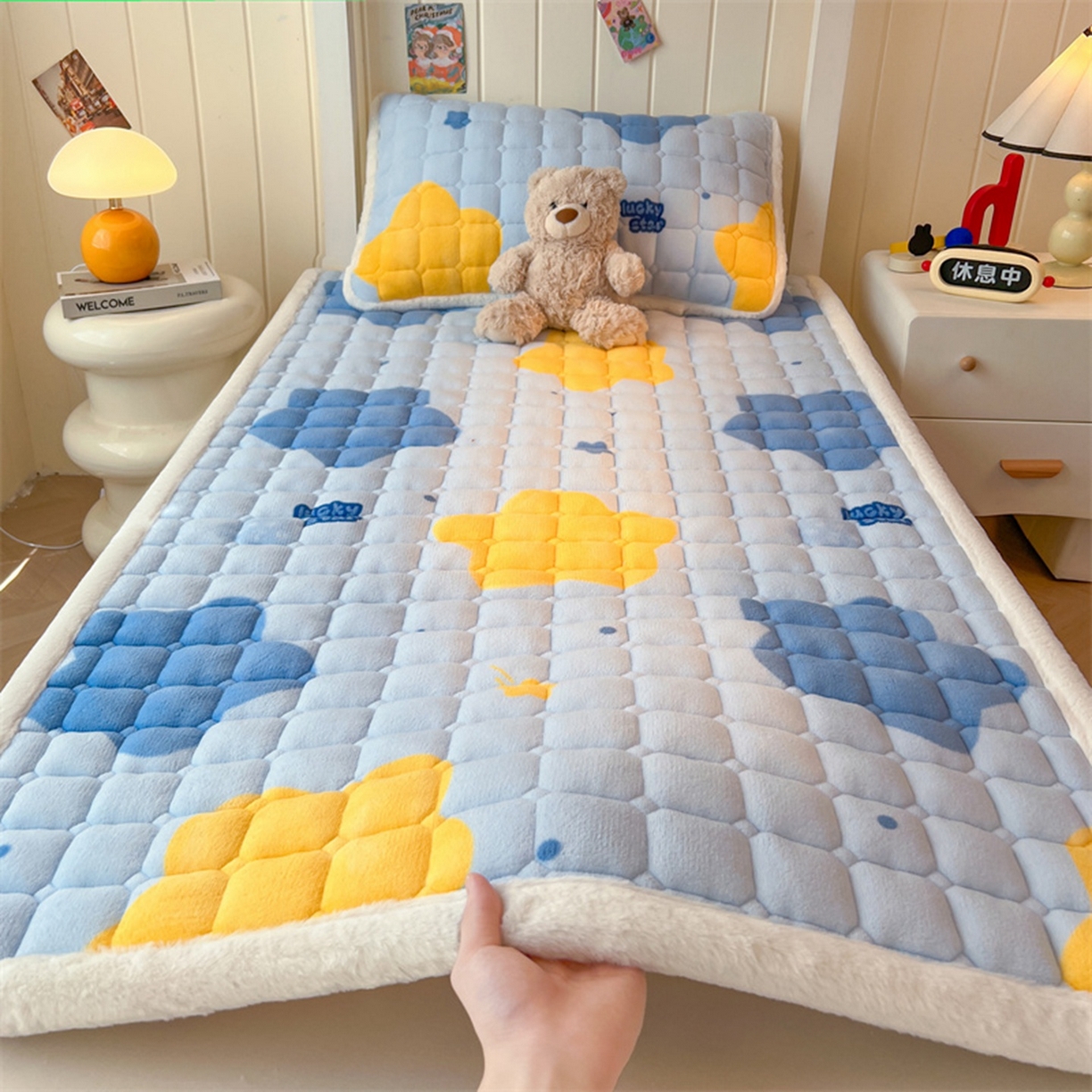 91家纺网 家纺一手货源 找家纺 喜居 2025新款印花牛奶绒夹棉床褥垫床垫子褥子 幸运星