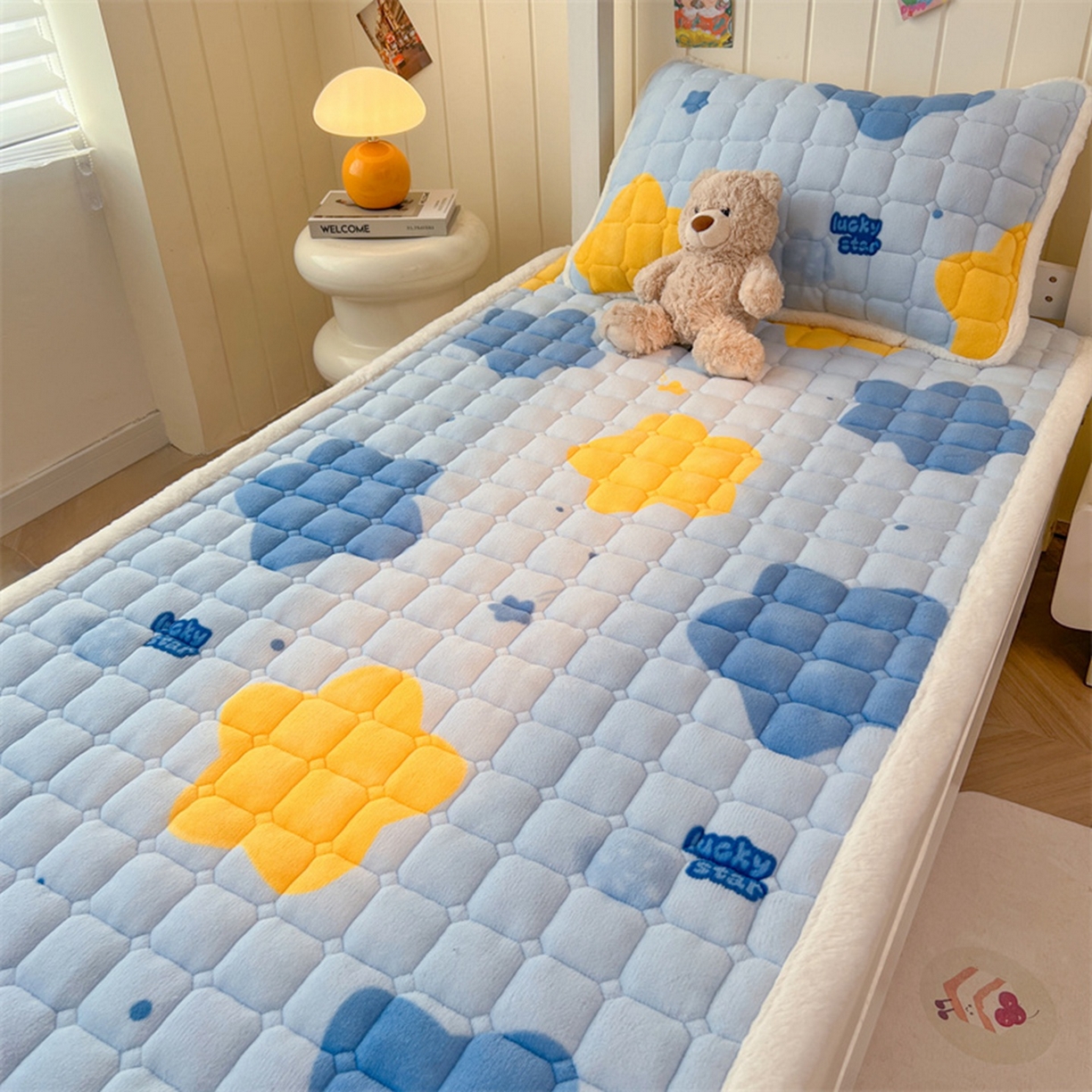 91家纺网 家纺一手货源 找家纺 喜居 2025新款印花牛奶绒夹棉床褥垫床垫子褥子 幸运星