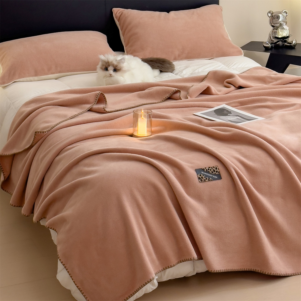 91家纺网 家纺一手货源 找家纺 丝幔家纺 2025新款A类羊棉绒原创设计毛毯系列 香槟金