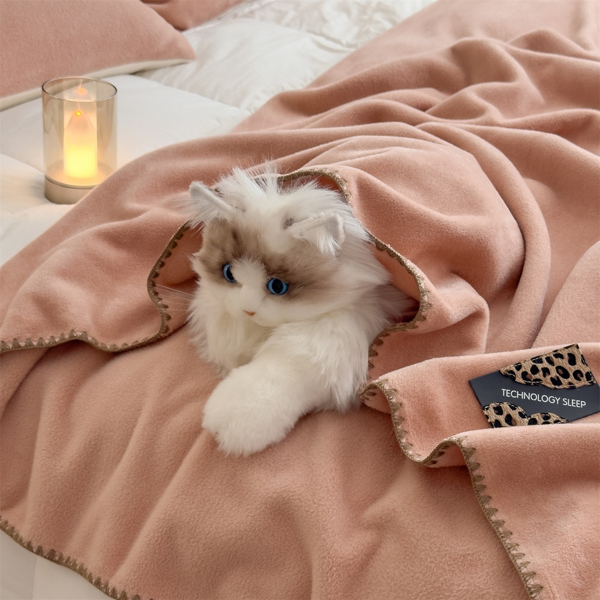 91家纺网 家纺一手货源 找家纺 丝幔家纺 2025新款A类羊棉绒原创设计毛毯系列 香槟金