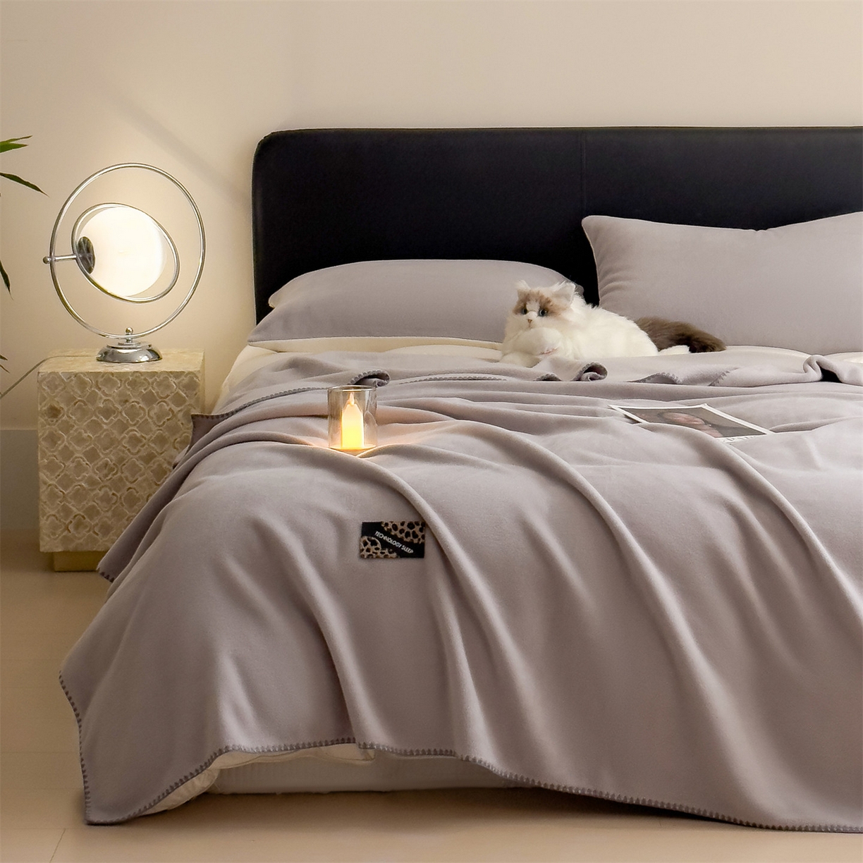 91家纺网 家纺一手货源 找家纺 丝幔家纺 2025新款A类羊棉绒原创设计毛毯系列 银灰