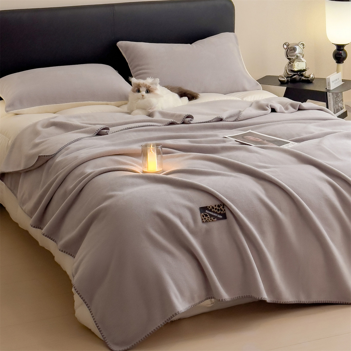 91家纺网 家纺一手货源 找家纺 丝幔家纺 2025新款A类羊棉绒原创设计毛毯系列 银灰