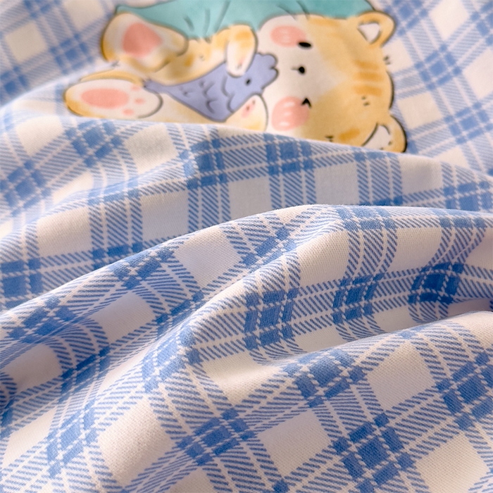 91家纺网 家纺一手货源 找家纺 优品阁 2024新款亲肤舒适全棉磨毛四件套学生三件套系列 喵喵-蓝