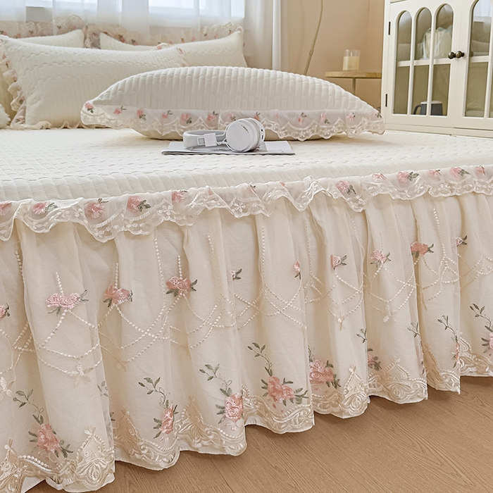 91家纺网 家纺一手货源 找家纺 （总）鼎丰家纺 2025新款皱皱纱床裙-蜜恋系列