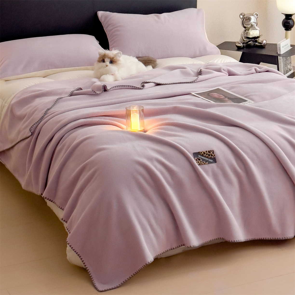 91家纺网 家纺一手货源 找家纺 丝幔家纺 2025新款A类羊棉绒原创设计毛毯系列 月光紫