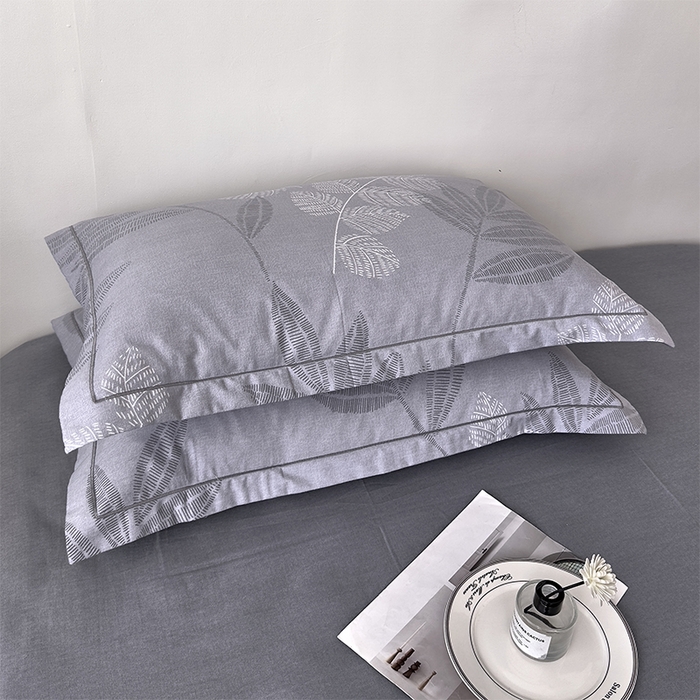 91家纺网 家纺一手货源 找家纺 优品阁 2024新款亲肤舒适全棉磨毛四件套学生三件套系列 云亭山野-灰