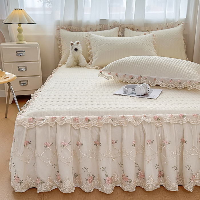 91家纺网 家纺一手货源 找家纺 鼎丰家纺 2025新款皱皱纱床裙-蜜恋系列 奶油黄