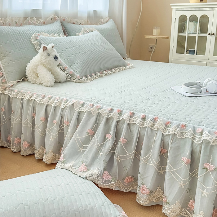 91家纺网 家纺一手货源 找家纺 鼎丰家纺 2025新款皱皱纱床裙-蜜恋系列 嫩绿