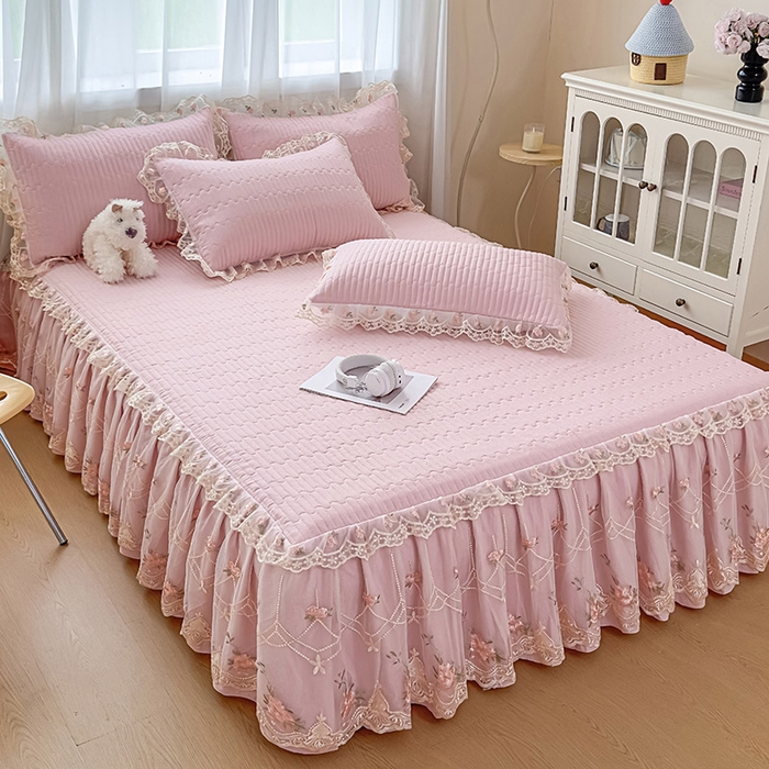 91家纺网 家纺一手货源 找家纺 鼎丰家纺 2025新款皱皱纱床裙-蜜恋系列 樱花粉