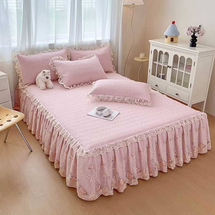 91家纺网 家纺一手货源 找家纺 鼎丰家纺 2025新款皱皱纱床裙-蜜恋系列 樱花粉