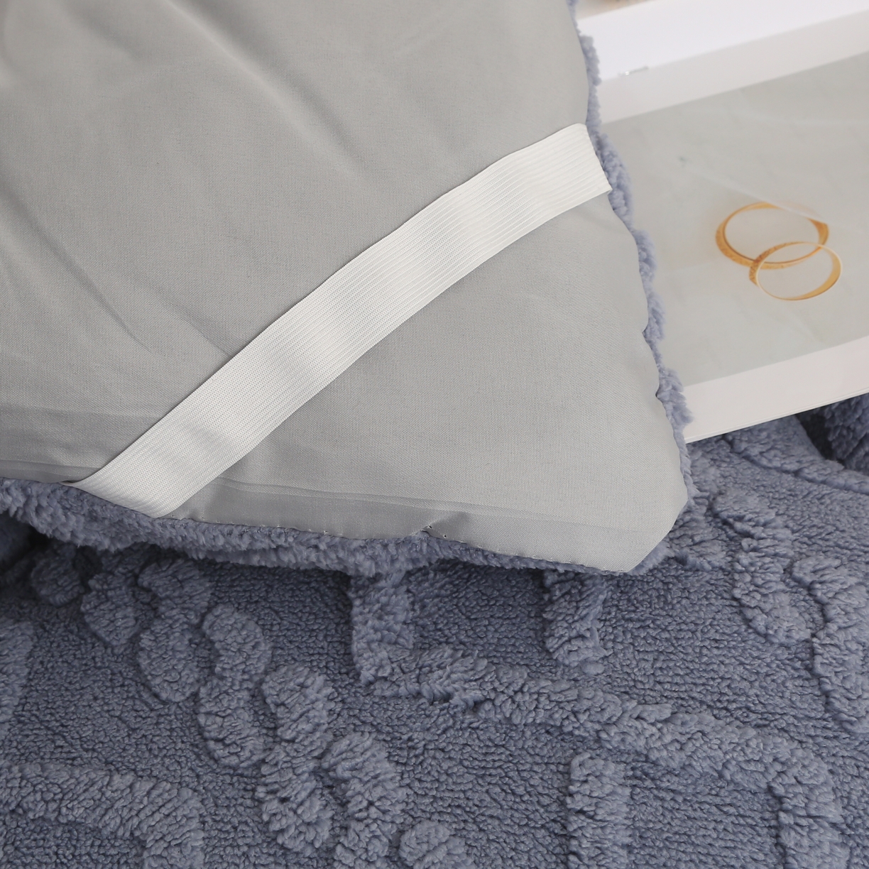 91家纺网 家纺一手货源 找家纺 （总）承柔家纺 2025新款牛奶绒塔芙绒床垫