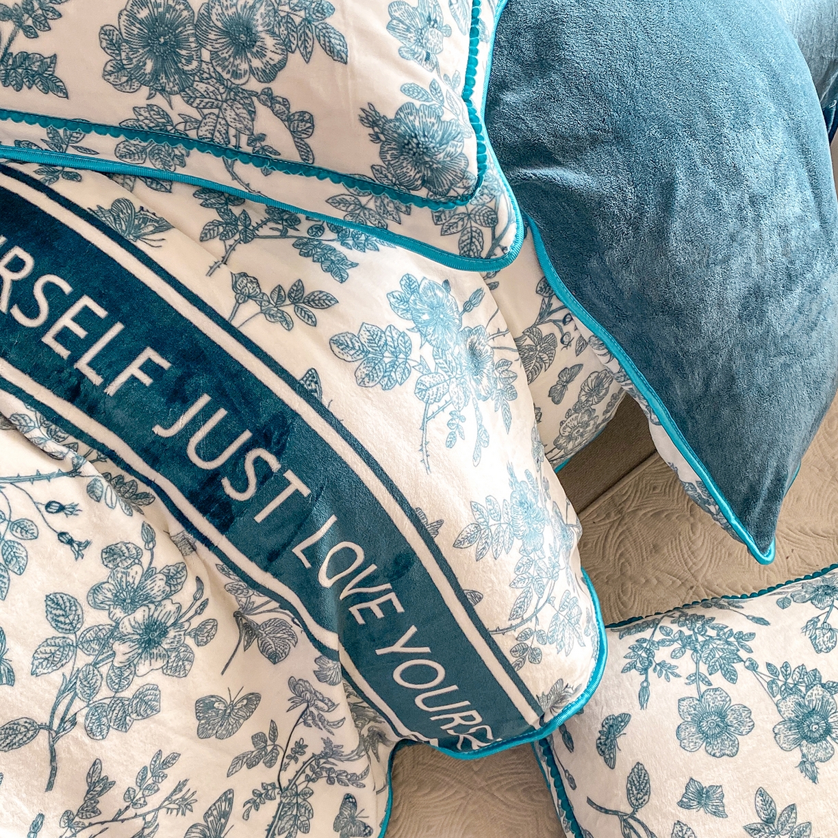 91家纺网 家纺一手货源 找家纺 （总）悦织湾家纺 2025新款牛奶绒印花四件套