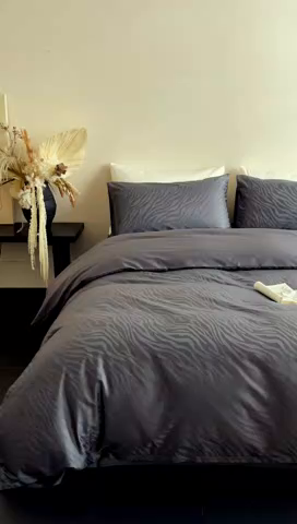 91家纺网 家纺一手货源 找家纺 （总）ONE TWO ONE 121 2025新款高支高密长绒棉纯棉贡缎提花四件套-斑马纹