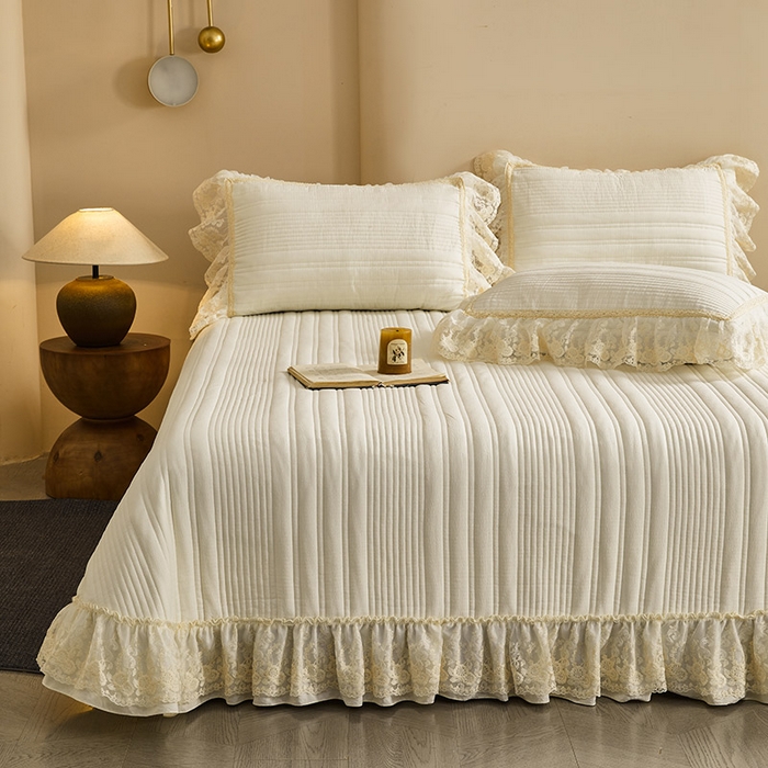 91家纺网 家纺一手货源 找家纺  鼎丰家纺 2025新款法式浪漫花边皱皱纱床盖四件套 蔷薇-牛奶白