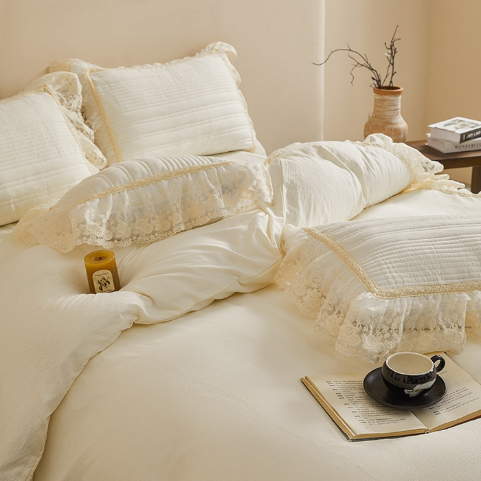 91家纺网 家纺一手货源 找家纺  鼎丰家纺 2025新款法式浪漫花边皱皱纱床盖四件套 蔷薇-牛奶白