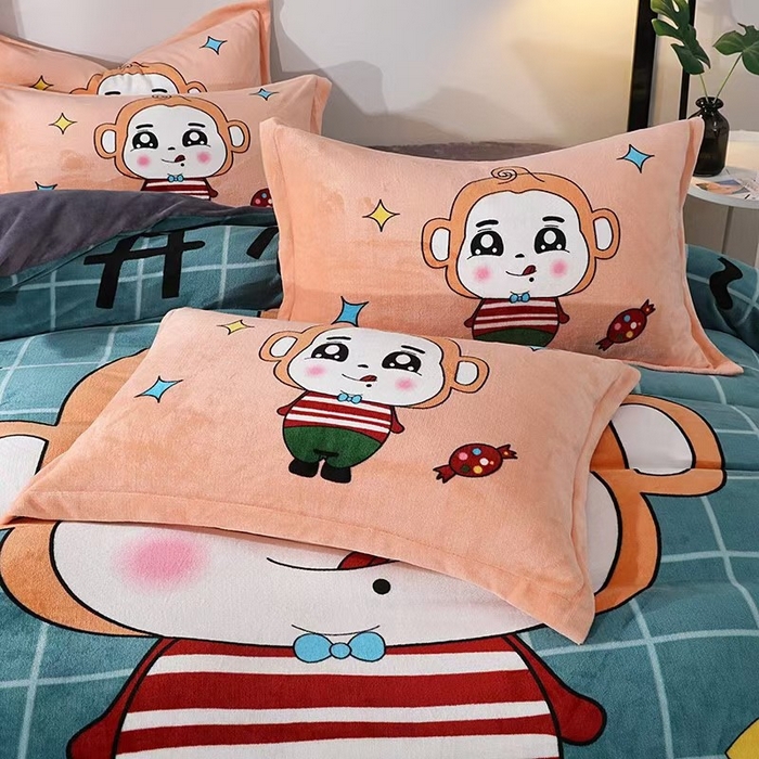 91家纺网 家纺一手货源 找家纺 宝薇 2025新款双面牛奶绒大版卡通印花四件套 香蕉猴