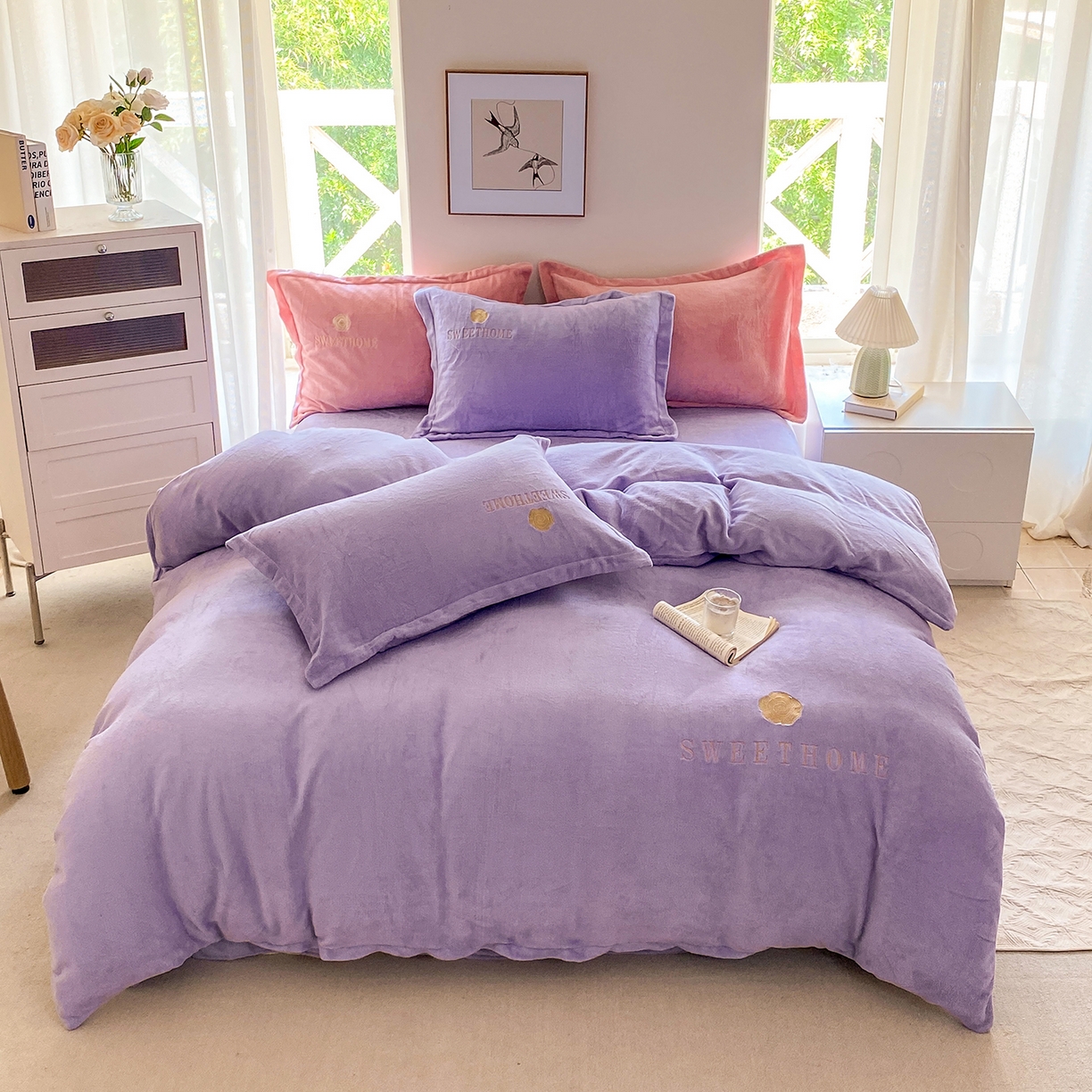 91家纺网 家纺一手货源 找家纺 （总）悦织湾家纺 2025新款绣花200克重牛奶绒四件套刺绣3.5万针7斤重高密加厚保暖跨境专供外贸出口电商热销款