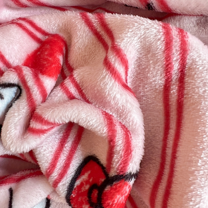 91家纺网 家纺一手货源 找家纺 妖妖家纺 2025新款正版三丽鸥双面印花牛奶绒多功能四季款毛毯空调毯 高贵KT猫