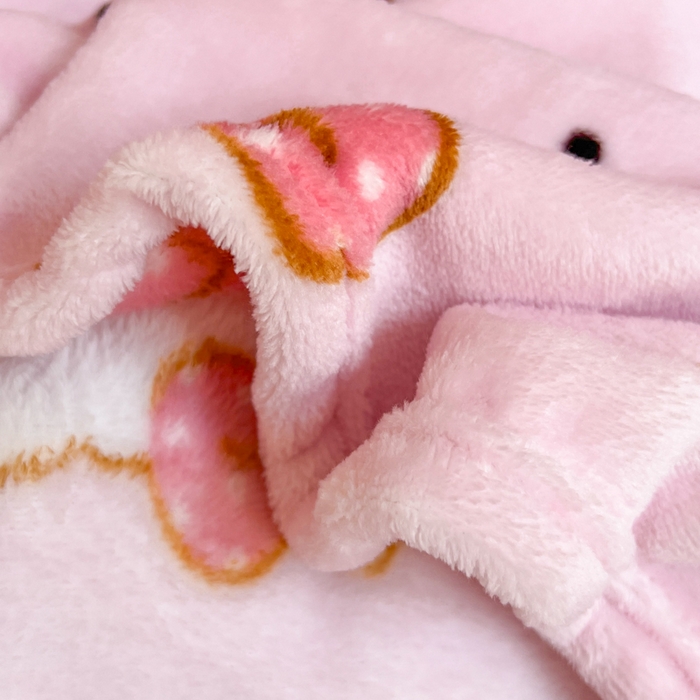 91家纺网 家纺一手货源 找家纺 妖妖家纺 2025新款正版三丽鸥双面印花牛奶绒多功能四季款毛毯空调毯 蝴蝶结KT