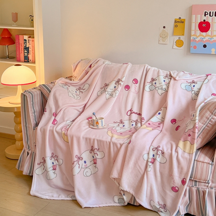 91家纺网 家纺一手货源 找家纺 妖妖家纺 2025新款正版三丽鸥双面印花牛奶绒多功能四季款毛毯空调毯 可爱玉桂狗