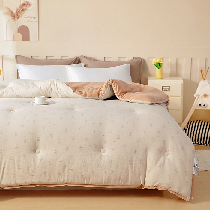 91家纺网 家纺一手货源 找家纺 亿莱鑫 2025新款水洗贝贝棉养肤被子被芯春秋被冬被 小森林