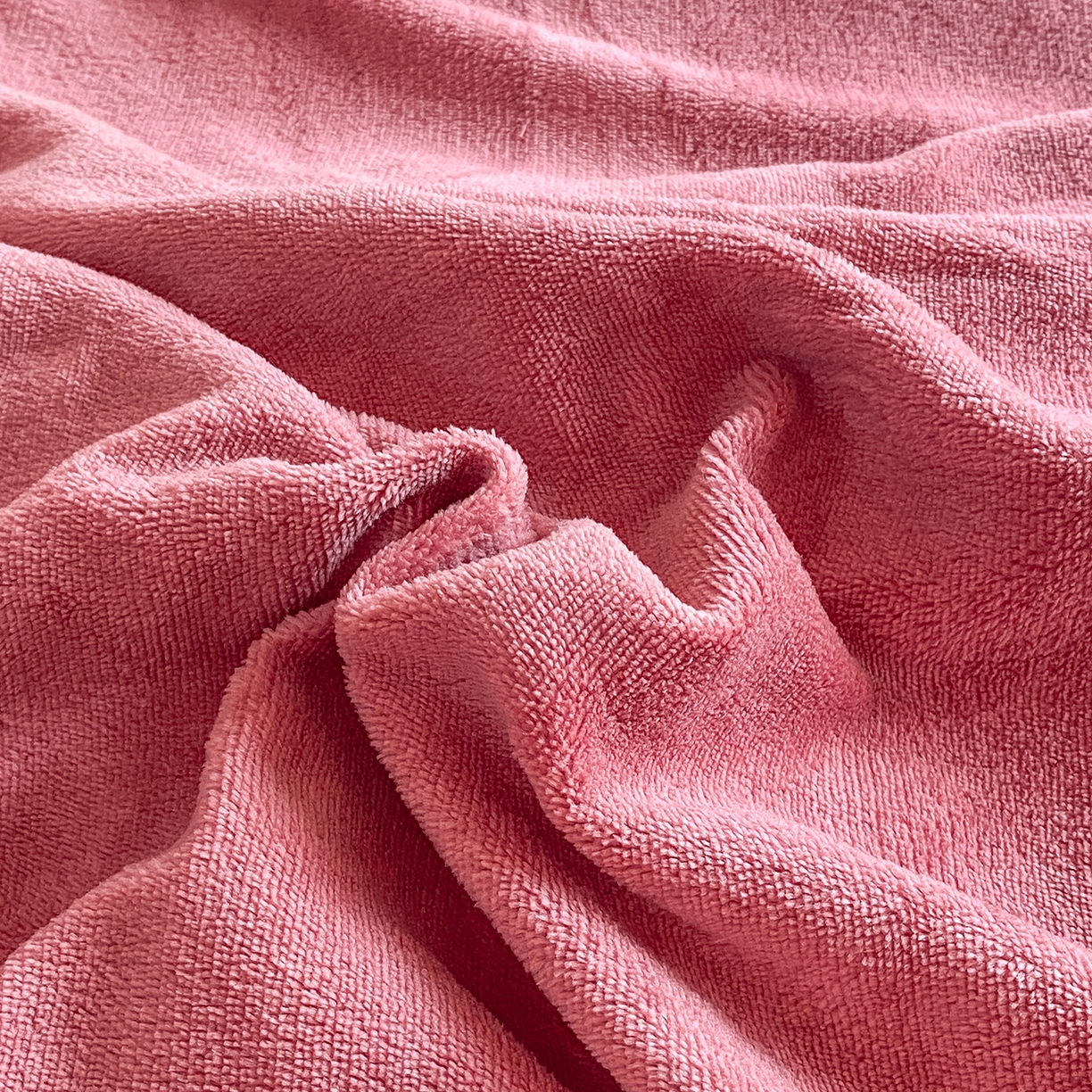 91家纺网 家纺一手货源 找家纺 悦织湾家纺 2025新款绣花200克重牛奶绒四件套刺绣3.5万针7斤重高密加厚保暖跨境专供外贸出口电商热销款 玫瑰-豆沙