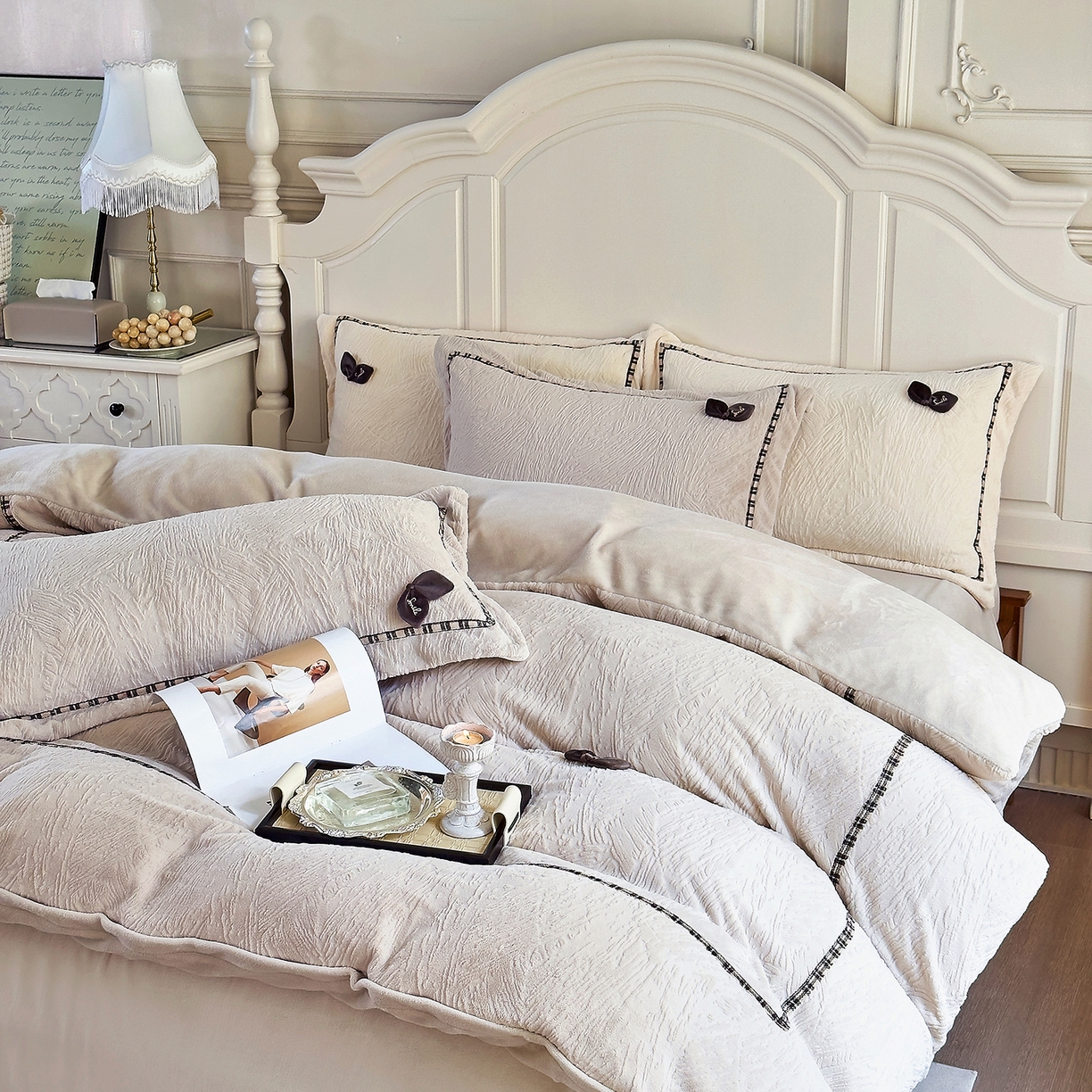 91家纺网 家纺一手货源 找家纺 北纬27度 2025新款极简小轻奢牛奶绒四件套-烟雨星云 烟雨星云-奶咖