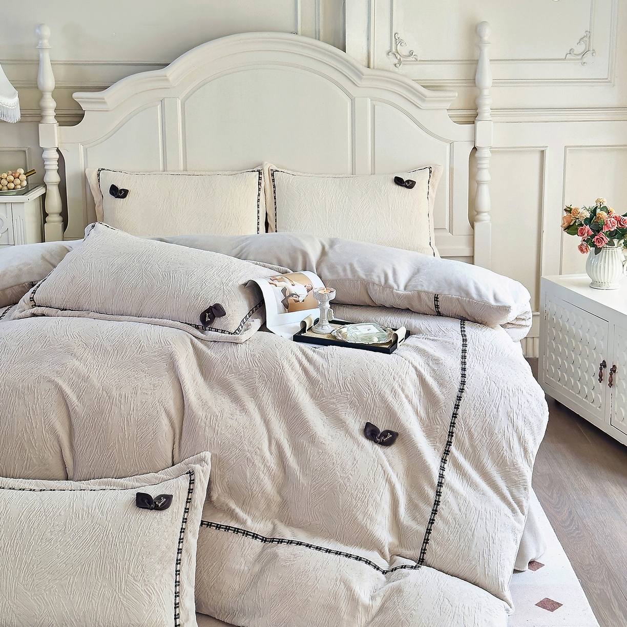 91家纺网 家纺一手货源 找家纺 北纬27度 2025新款极简小轻奢牛奶绒四件套-烟雨星云 烟雨星云-奶咖