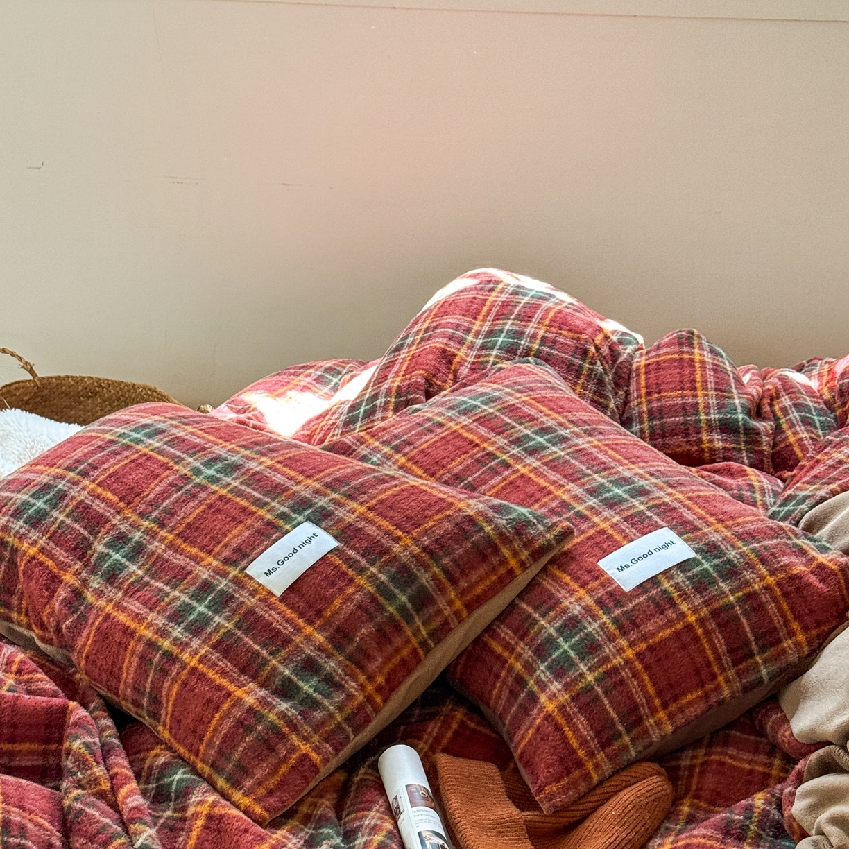 91家纺网 家纺一手货源 找家纺 蜜宿 2025新款仿羊绒牛奶绒四件套-格纹款 栗绒焦糖