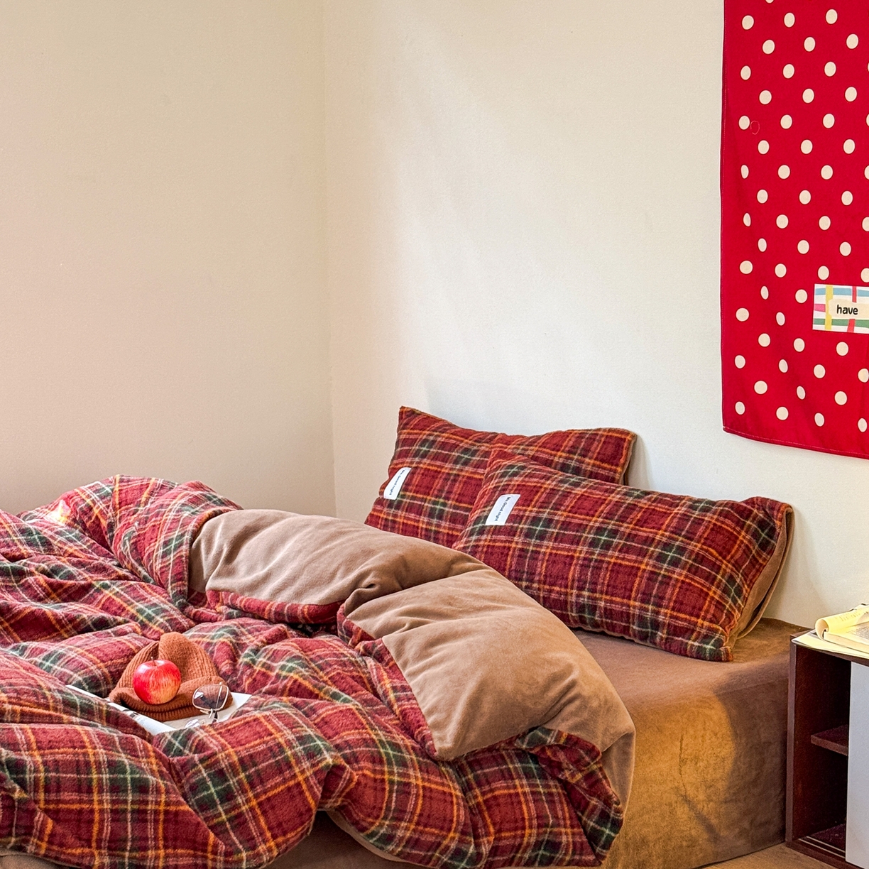 91家纺网 家纺一手货源 找家纺 蜜宿 2025新款仿羊绒牛奶绒四件套-格纹款 栗绒焦糖