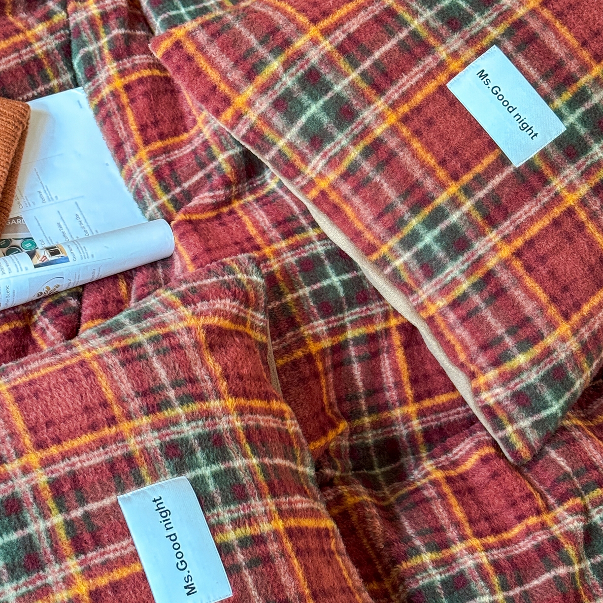 91家纺网 家纺一手货源 找家纺 蜜宿 2025新款仿羊绒牛奶绒四件套-格纹款 栗绒焦糖