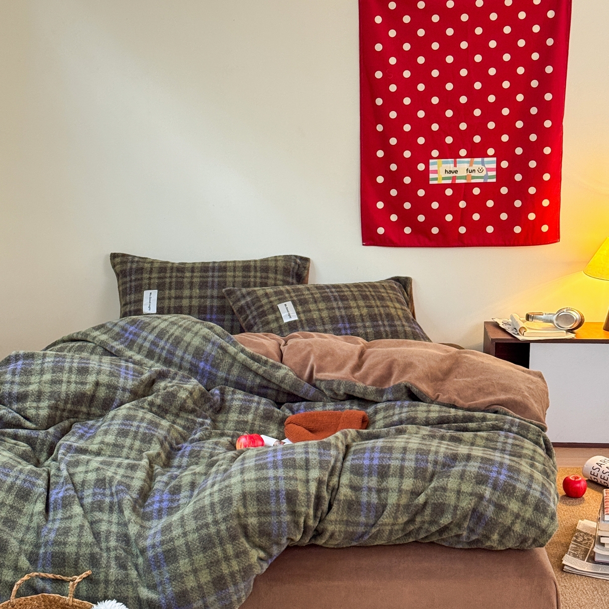 91家纺网 家纺一手货源 找家纺 蜜宿 2025新款仿羊绒牛奶绒四件套-格纹款 奇幻森林