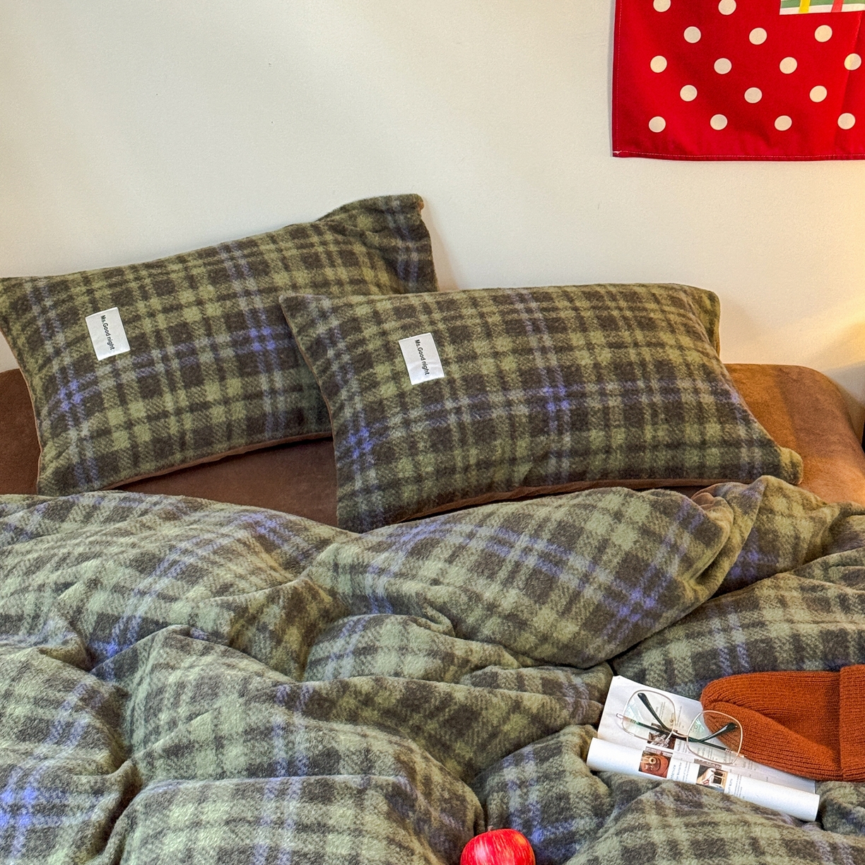 91家纺网 家纺一手货源 找家纺 蜜宿 2025新款仿羊绒牛奶绒四件套-格纹款 奇幻森林