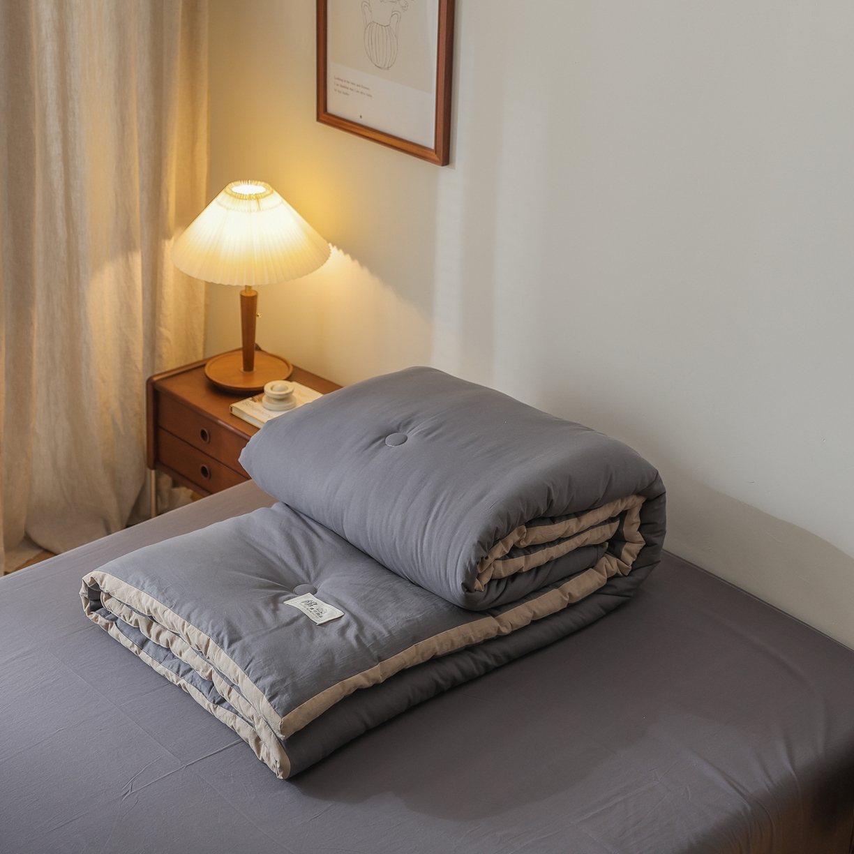 91家纺网 家纺一手货源 找家纺 雯雨家纺 2025新款里外全棉新疆棉花被被子被芯 高级灰