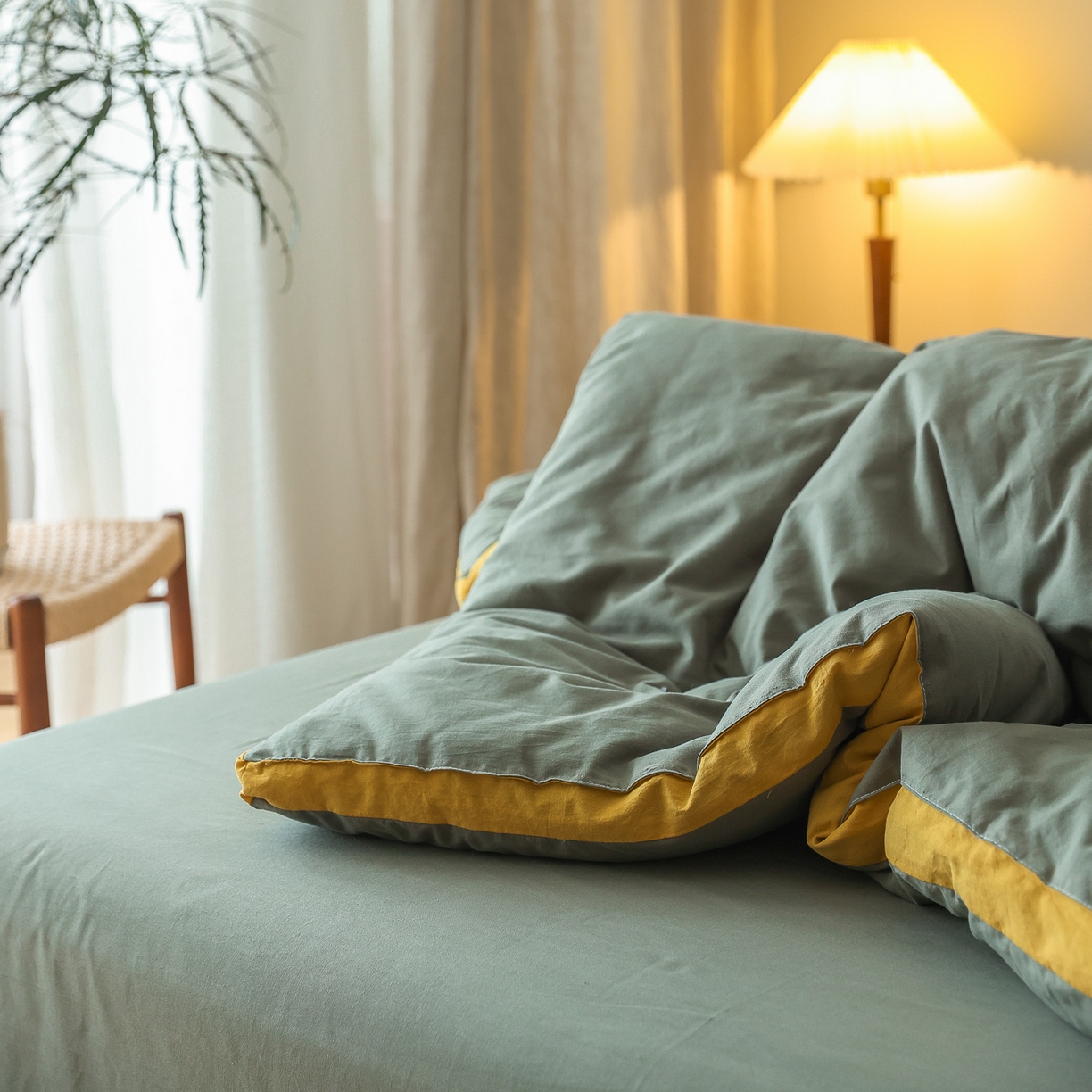 91家纺网 家纺一手货源 找家纺 雯雨家纺 2025新款里外全棉新疆棉花被被子被芯 军绿黄