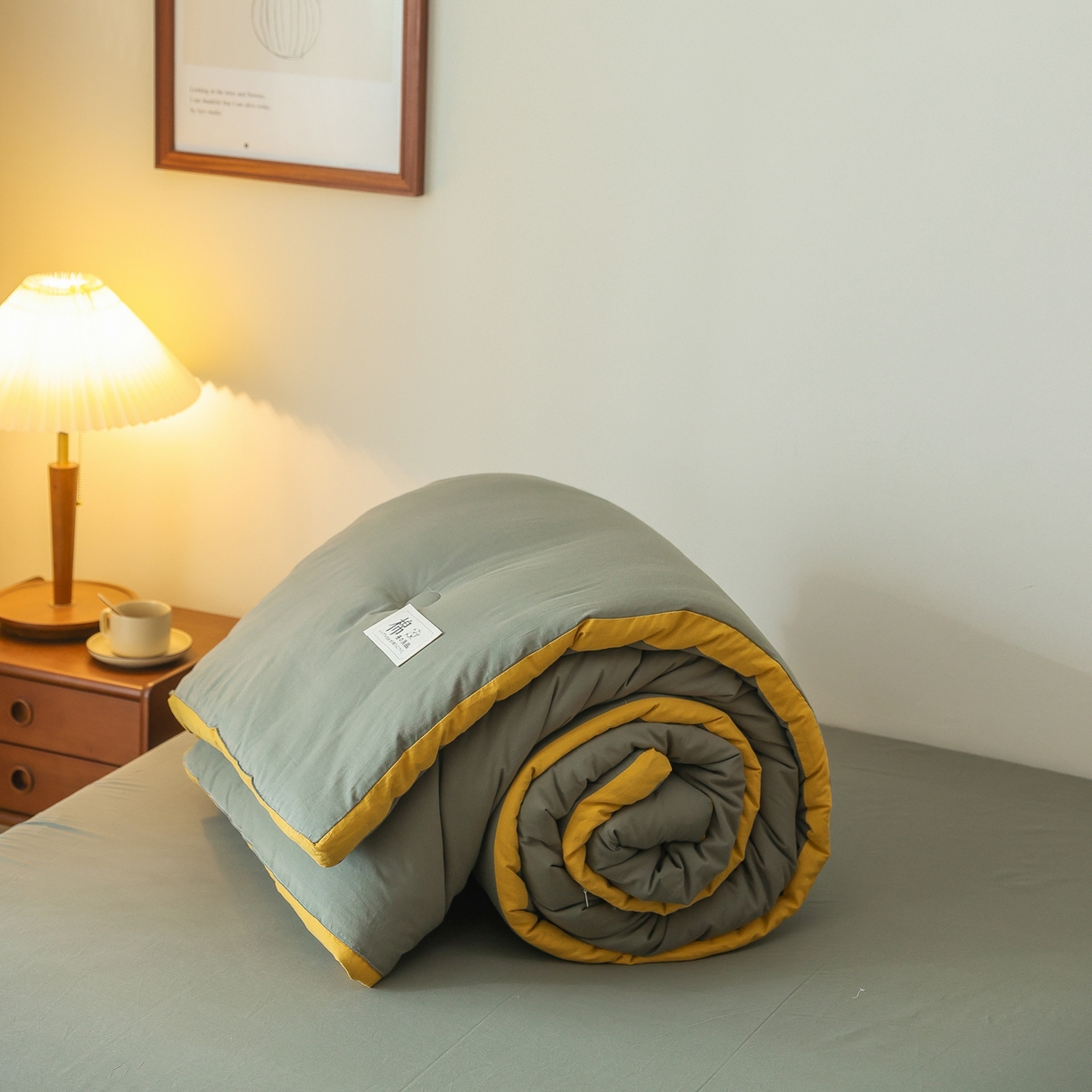 91家纺网 家纺一手货源 找家纺 雯雨家纺 2025新款里外全棉新疆棉花被被子被芯 军绿黄