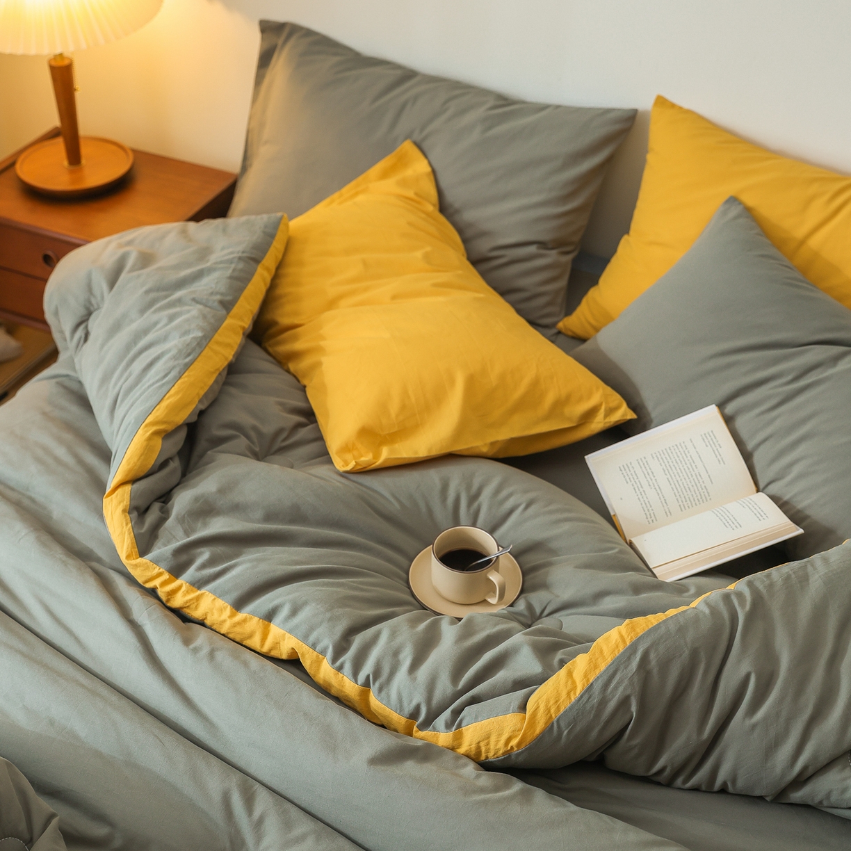 91家纺网 家纺一手货源 找家纺 雯雨家纺 2025新款里外全棉新疆棉花被被子被芯 军绿黄