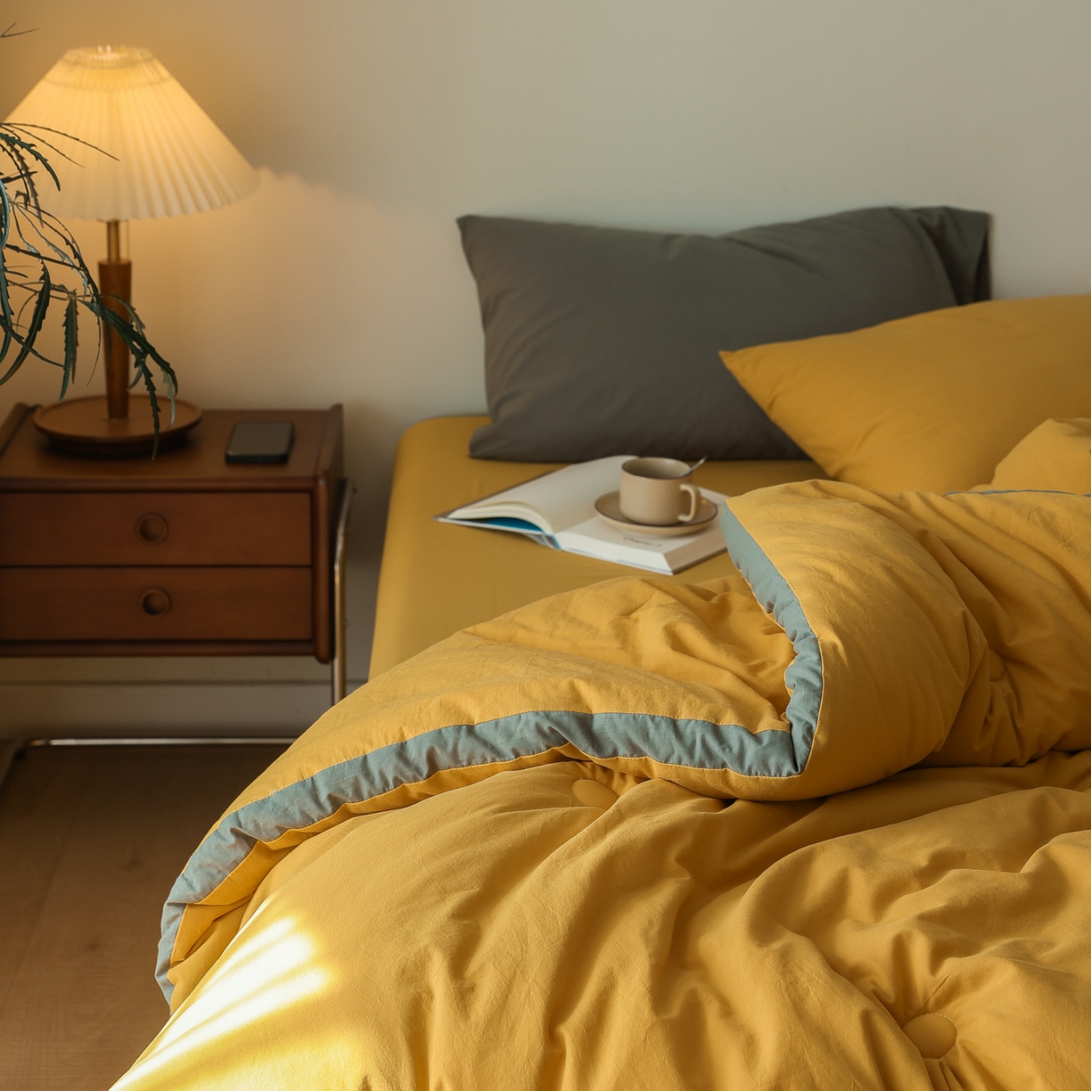 91家纺网 家纺一手货源 找家纺 雯雨家纺 2025新款里外全棉新疆棉花被被子被芯 鸣亮黄