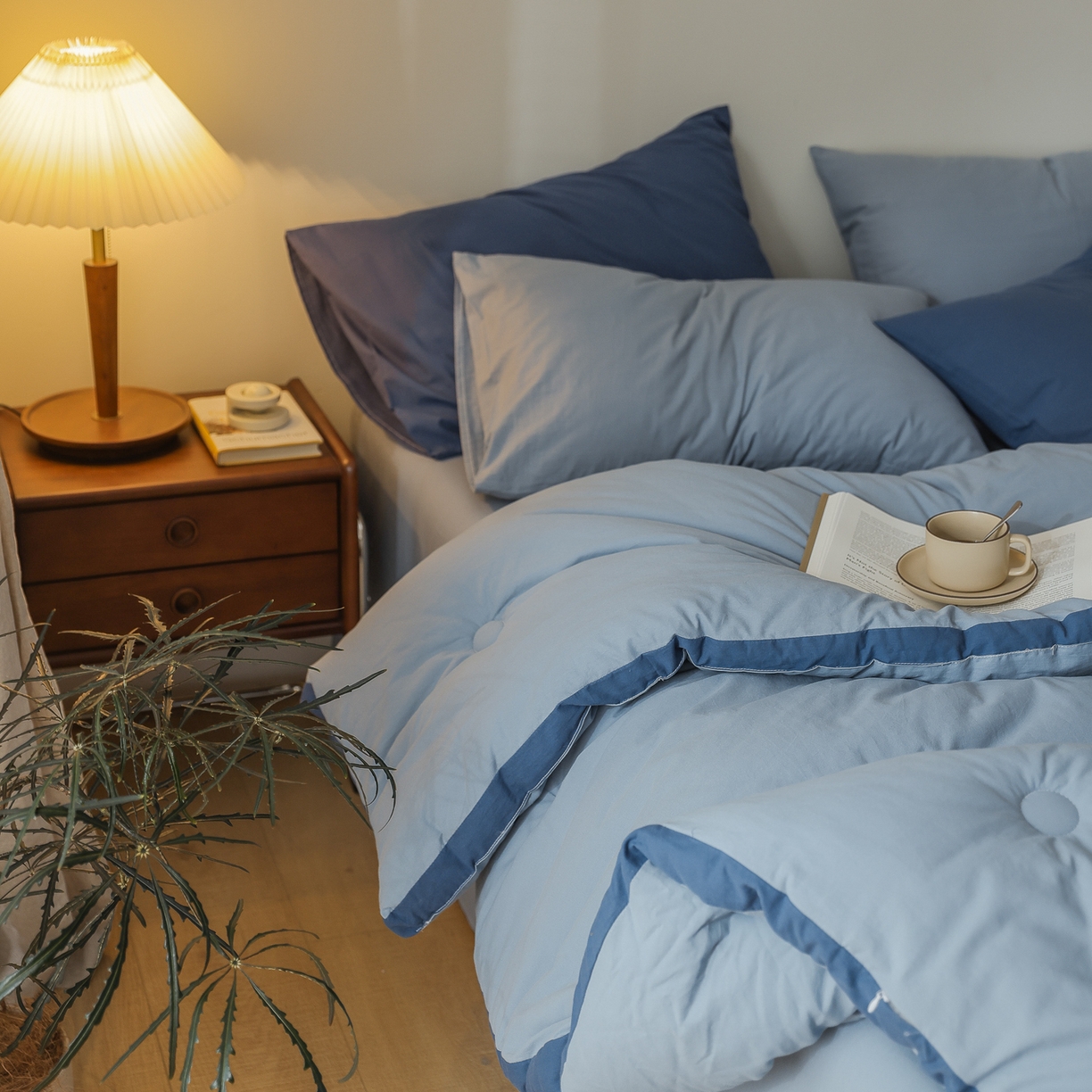 91家纺网 家纺一手货源 找家纺 雯雨家纺 2025新款里外全棉新疆棉花被被子被芯 轻奢蓝