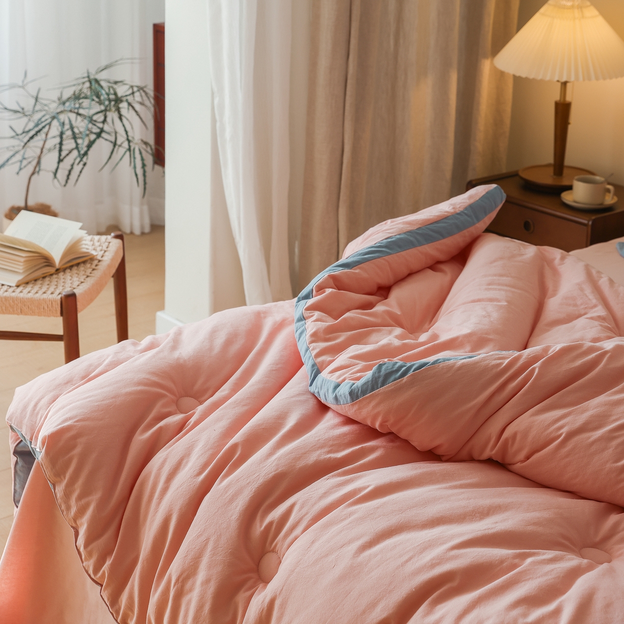 91家纺网 家纺一手货源 找家纺 雯雨家纺 2025新款里外全棉新疆棉花被被子被芯 文艺粉