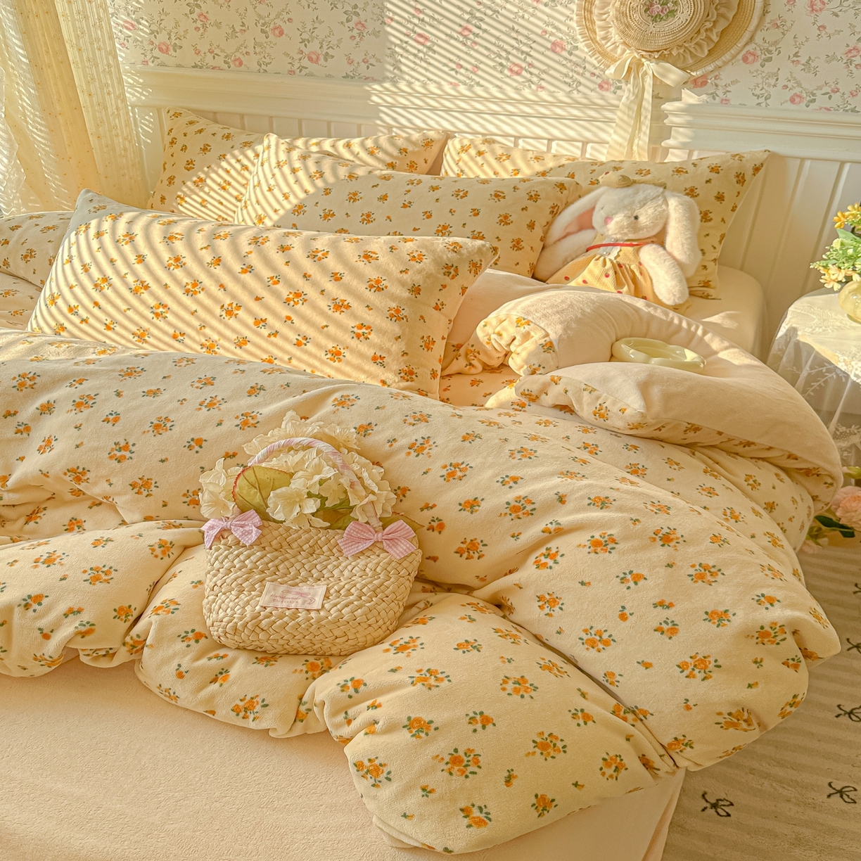 91家纺网 家纺一手货源 找家纺 （总）韩巢家纺 2025新款高克重印花牛奶绒床品四件套