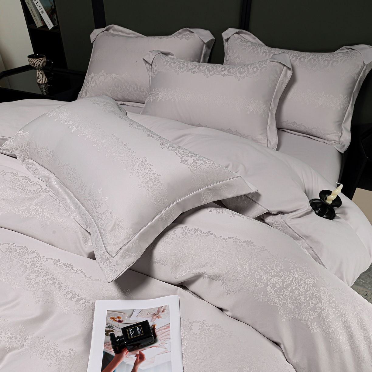 91家纺网 家纺一手货源 找家纺 优选 2025新款欧式轻奢风直播热款贡缎提花四件套床单床笠款 月光灰