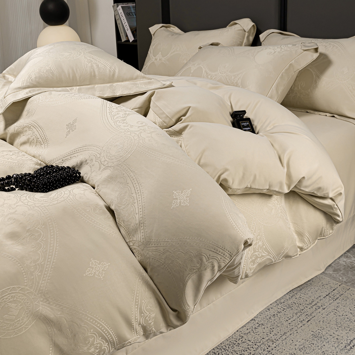 91家纺网 家纺一手货源 找家纺 优选 2025新款欧式轻奢风直播热款贡缎提花四件套床单床笠款 浅香槟