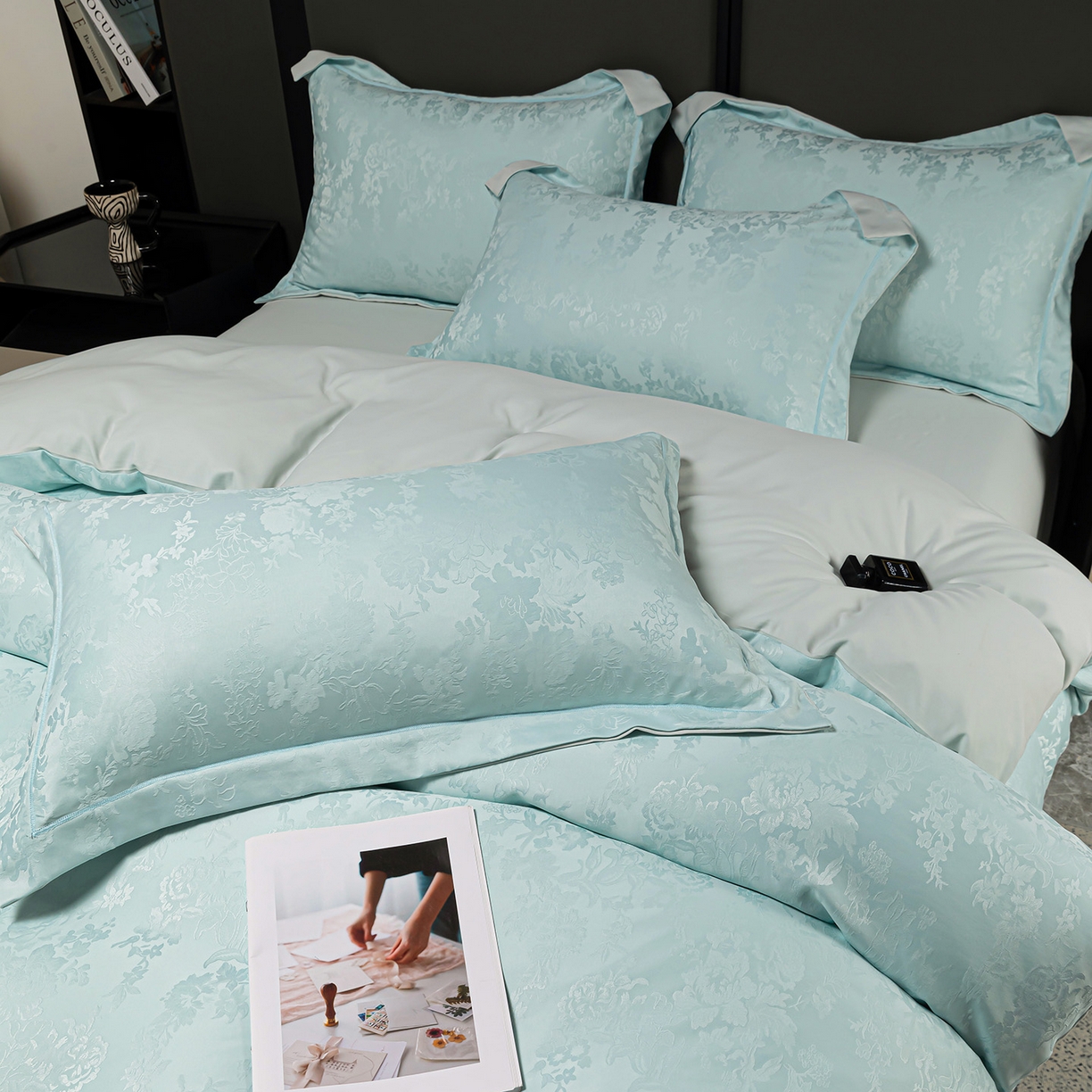 91家纺网 家纺一手货源 找家纺 优选 2025新款欧式轻奢风直播热款贡缎提花四件套床单床笠款 冰岛蓝