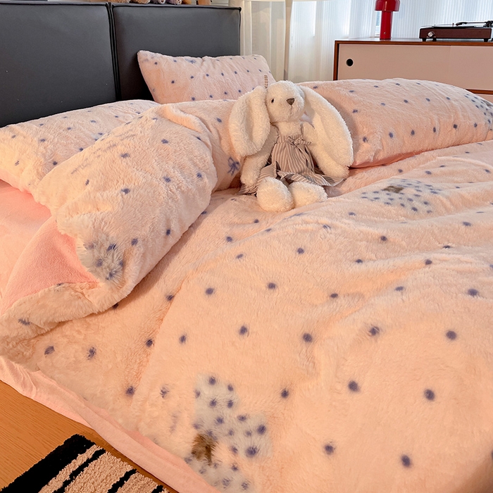 91家纺网 家纺一手货源 找家纺 金梦拉 2025直播爆款A类加厚兔绒印花系列四件套 波点蝴蝶结粉