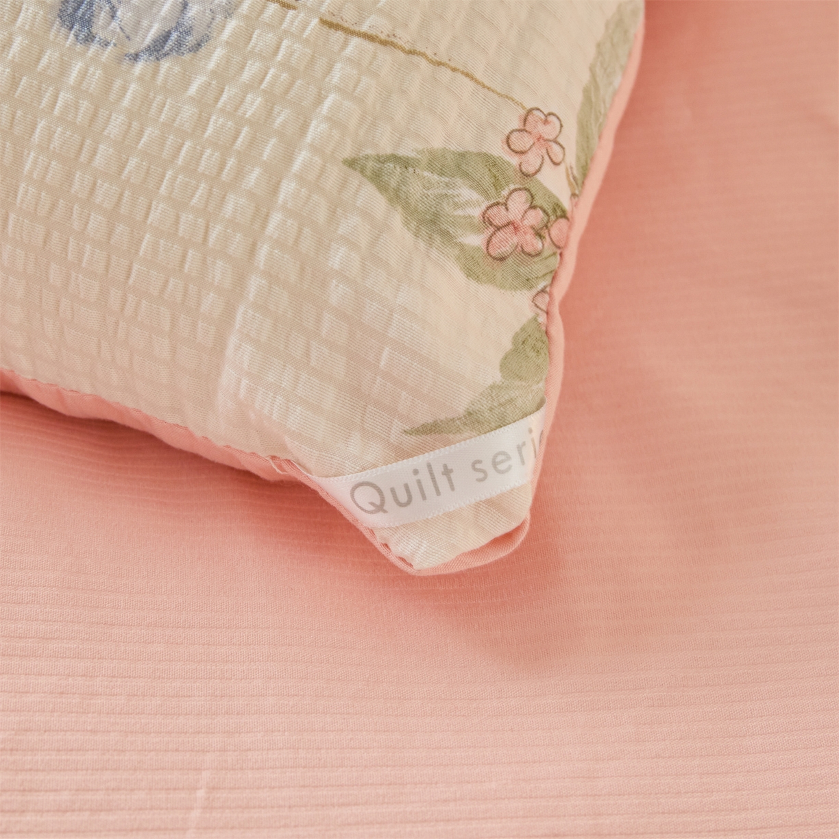 91家纺网 家纺一手货源 找家纺 换种生活 2025新款A类泡泡棉冬被被子被芯 俏佳人