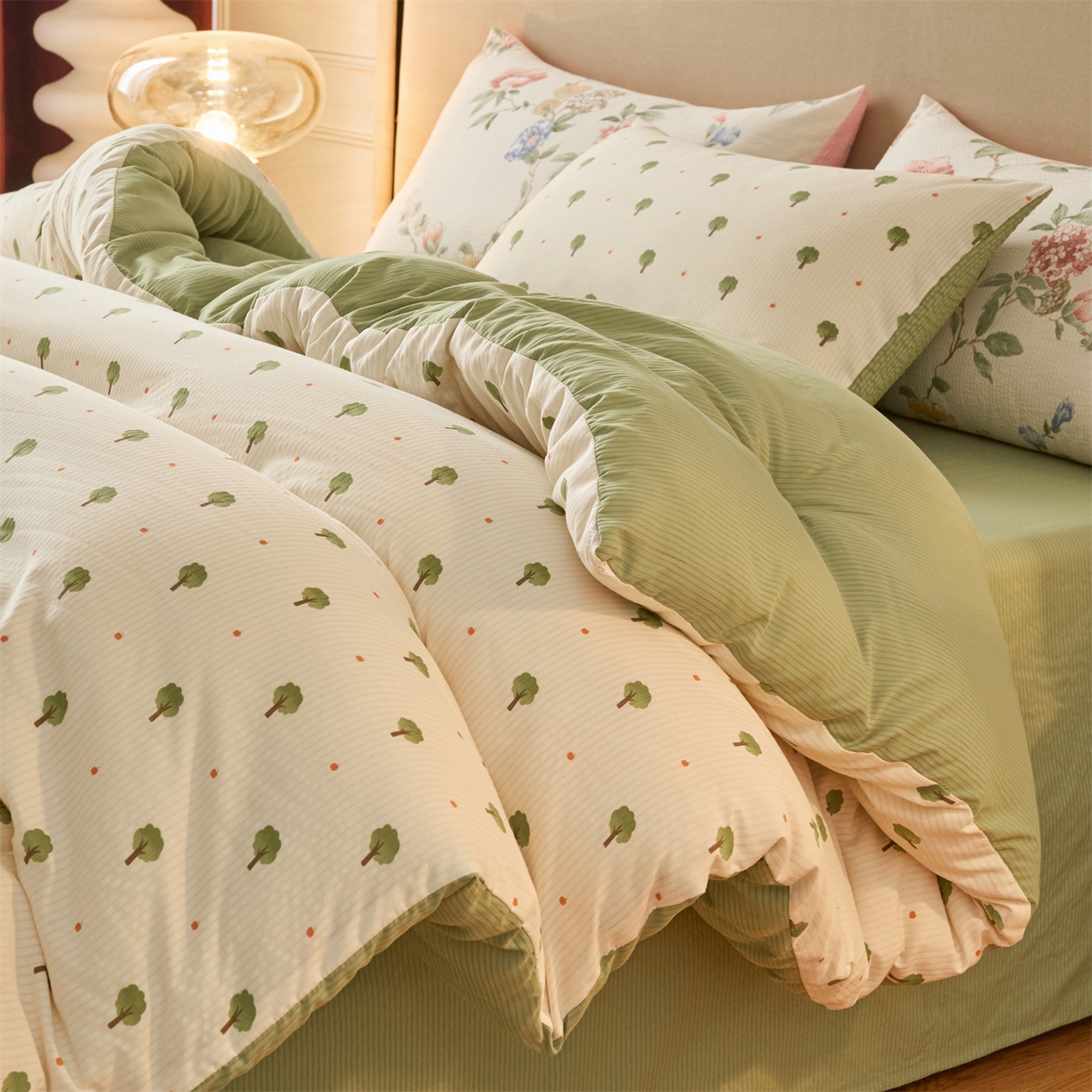 91家纺网 家纺一手货源 找家纺 换种生活 2025新款A类泡泡棉冬被被子被芯 森林绿